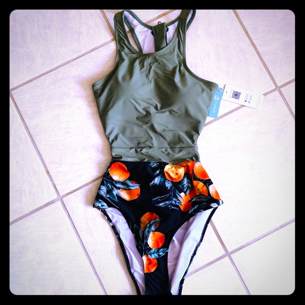 NWT Cupshe one piece swimsuit size L